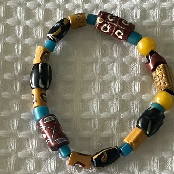 Authentic AFRICAN Trade bead bracelet-strong  stretchy - Picture 3 of 4